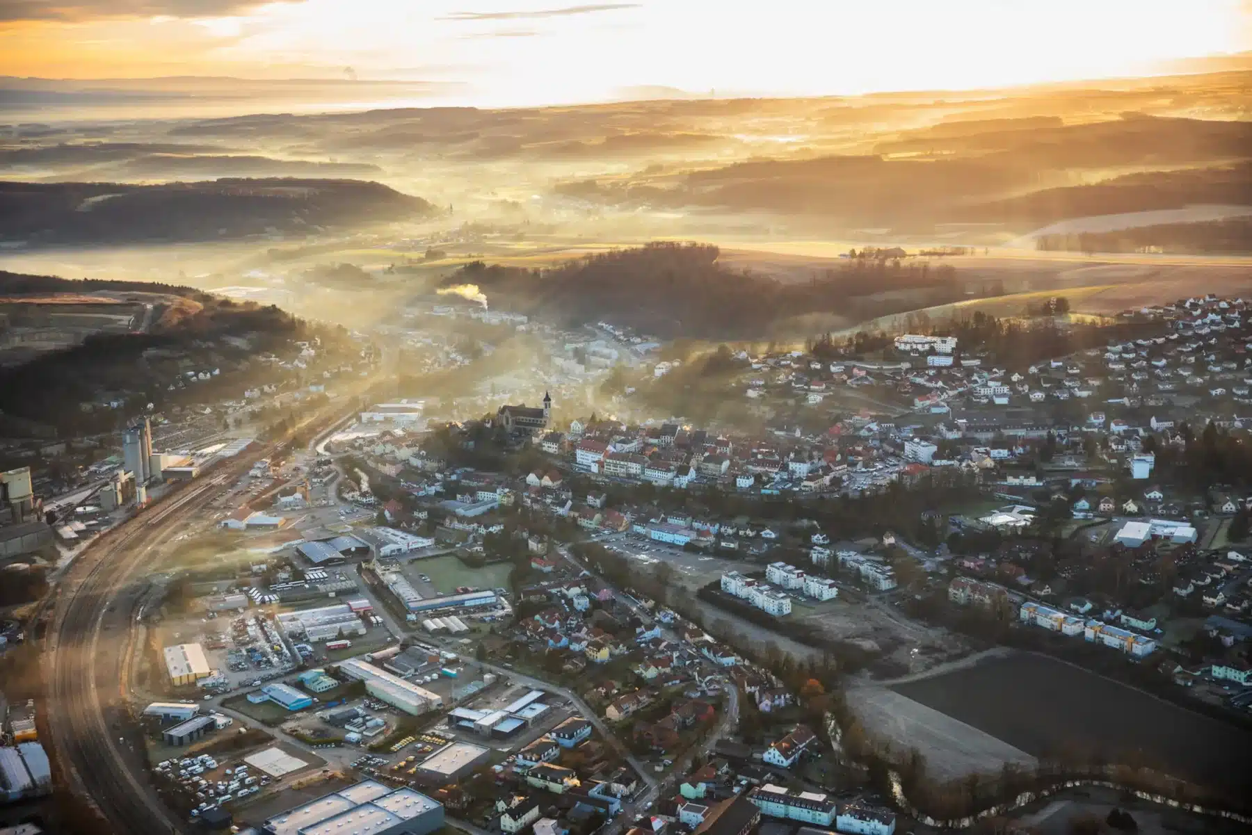 Vue aérienne d’Altkirch et des paysages du Sud Alsace